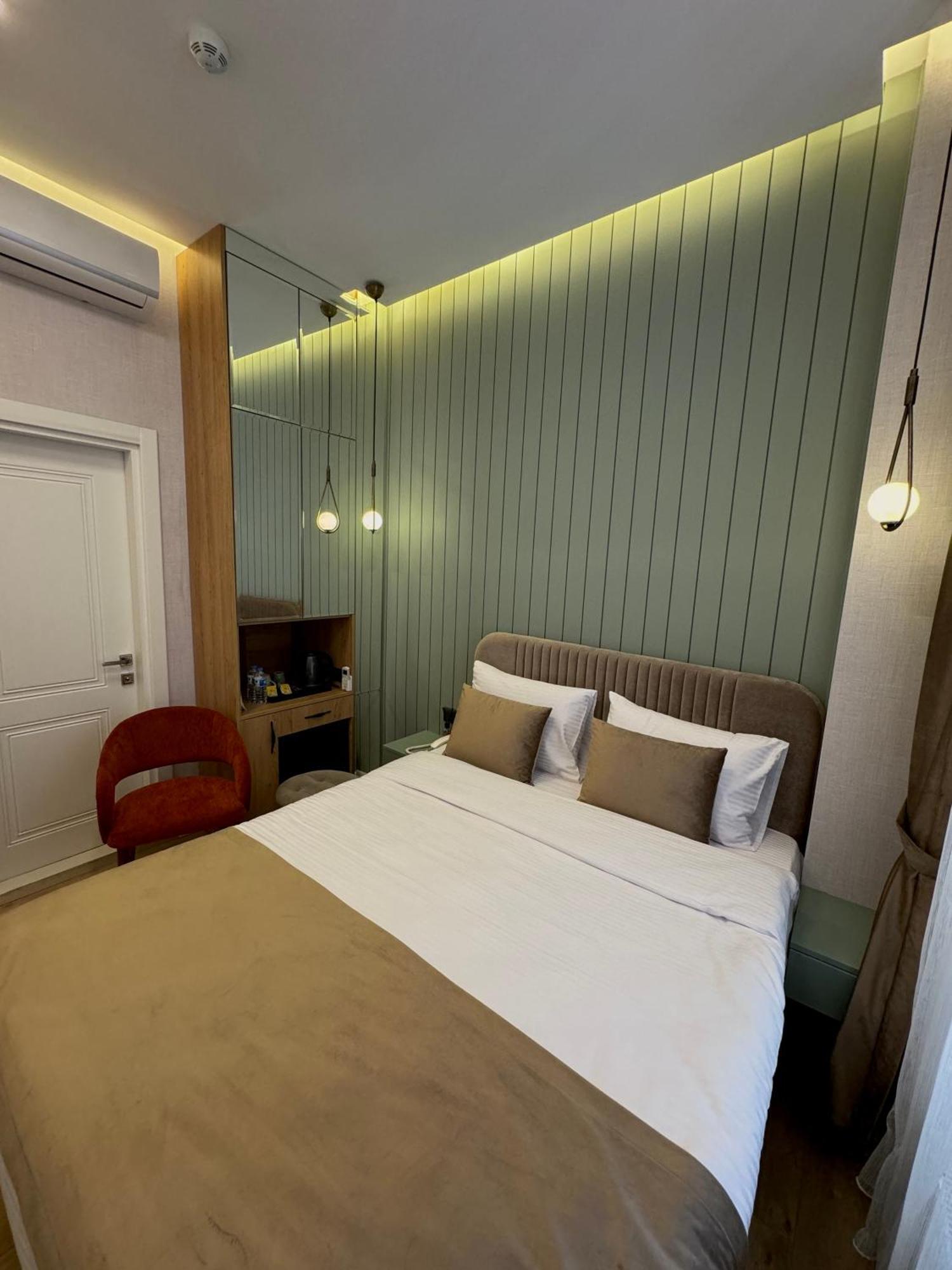 The Aramis Galata Hotel Istanboel Buitenkant foto