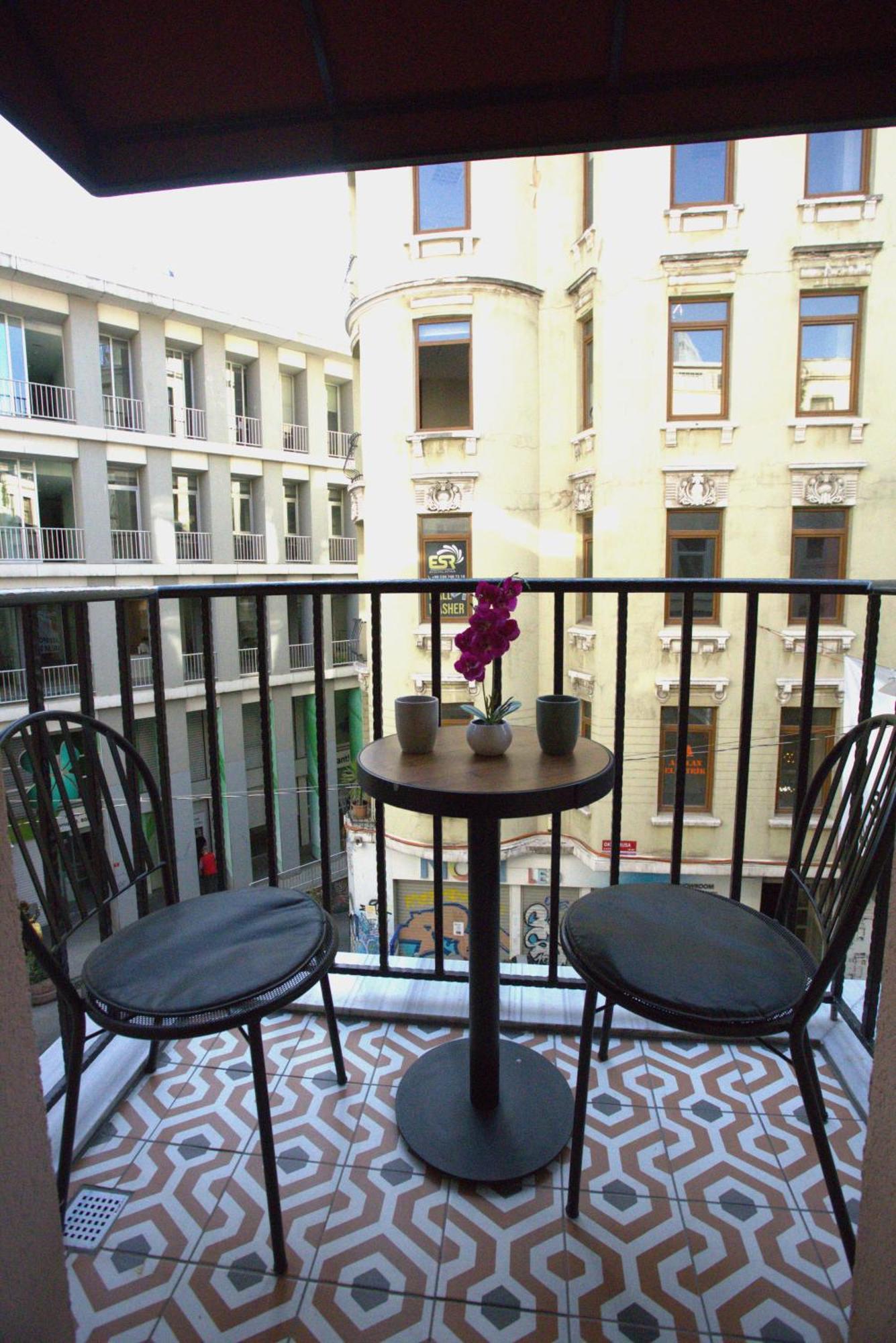 The Aramis Galata Hotel Istanboel Buitenkant foto